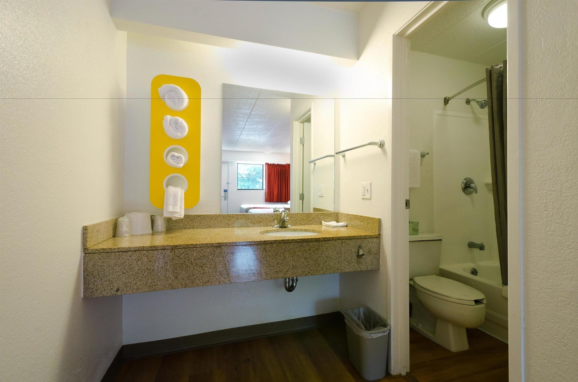 Motel 6-Gaithersburg, Dc - Washington Экстерьер фото
